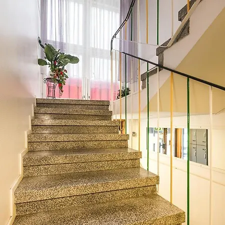 Hostelli Matkustajakoti * Kuopio